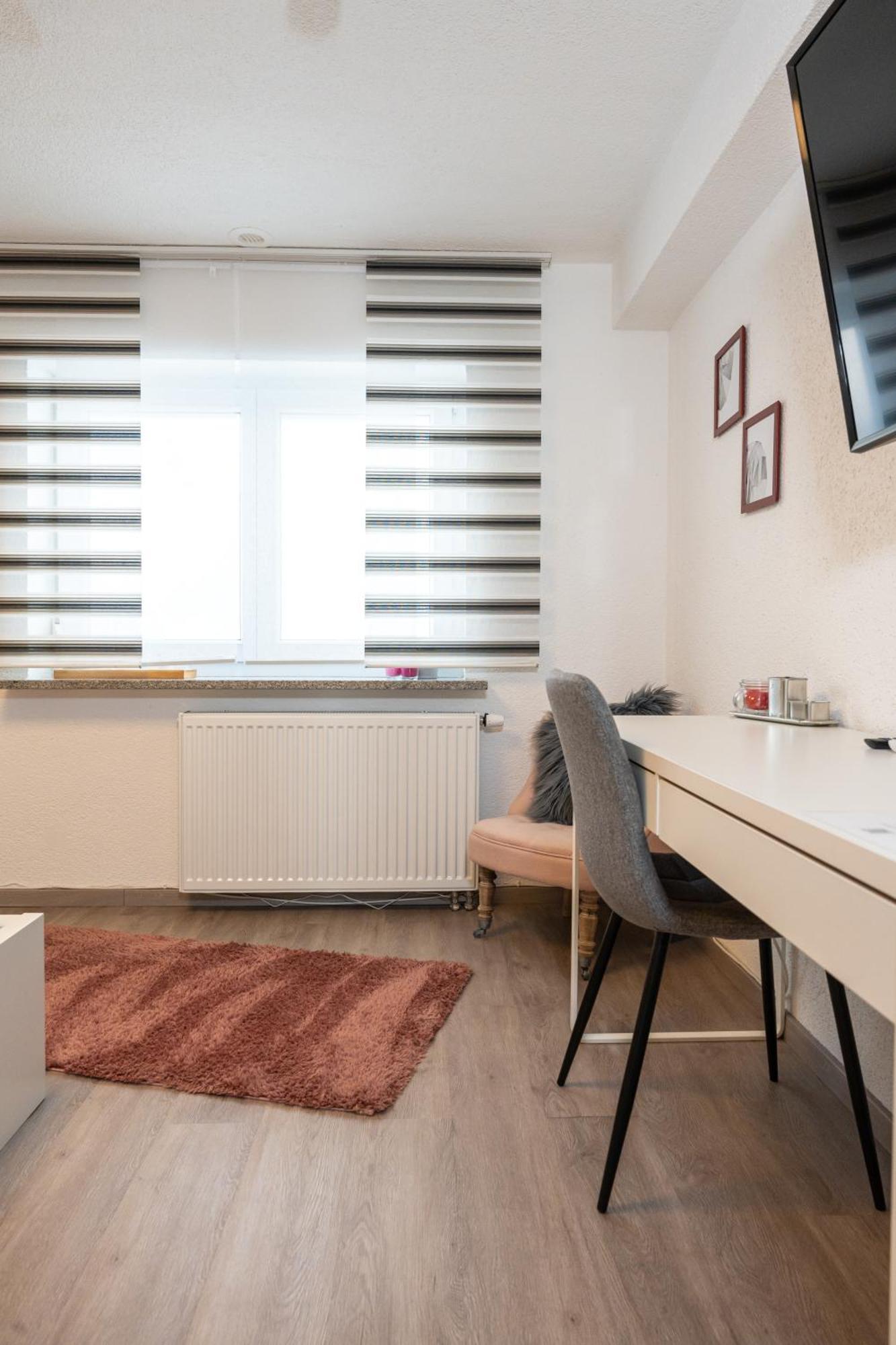 Modern House With Pool - 3 Bedrooms 2 Bathrooms Memmingen Kültér fotó