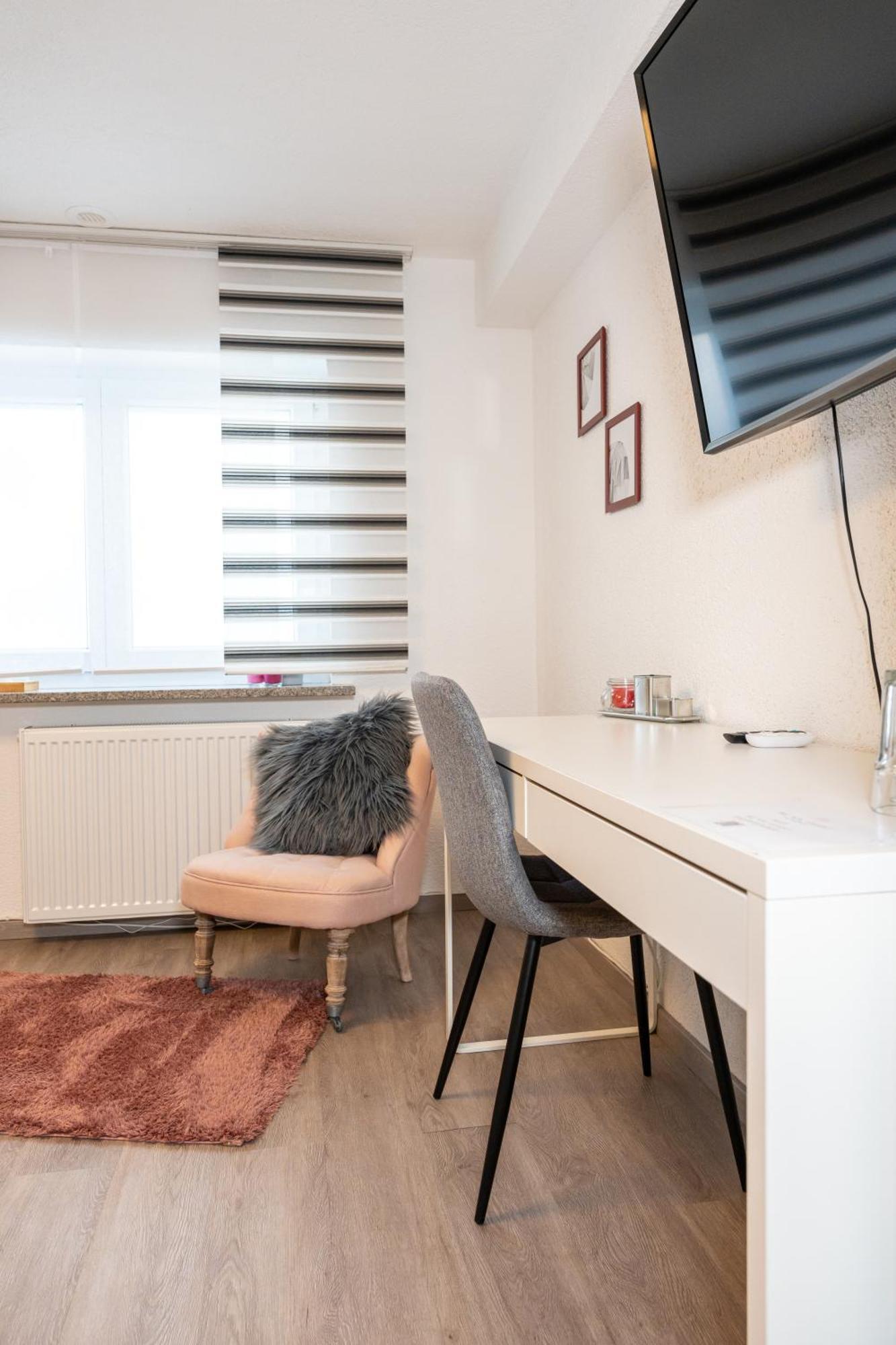 Modern House With Pool - 3 Bedrooms 2 Bathrooms Memmingen Kültér fotó