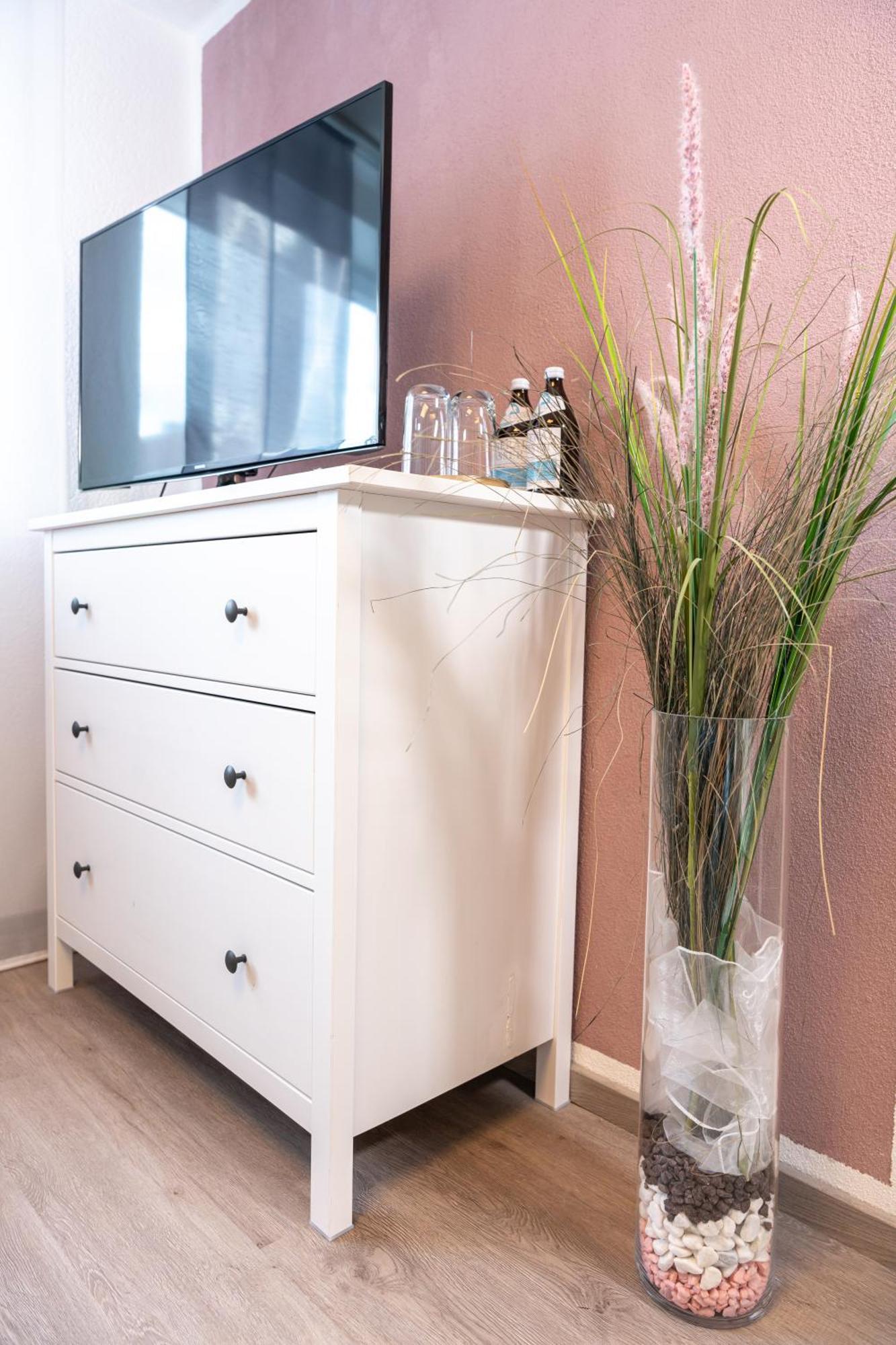 Modern House With Pool - 3 Bedrooms 2 Bathrooms Memmingen Kültér fotó