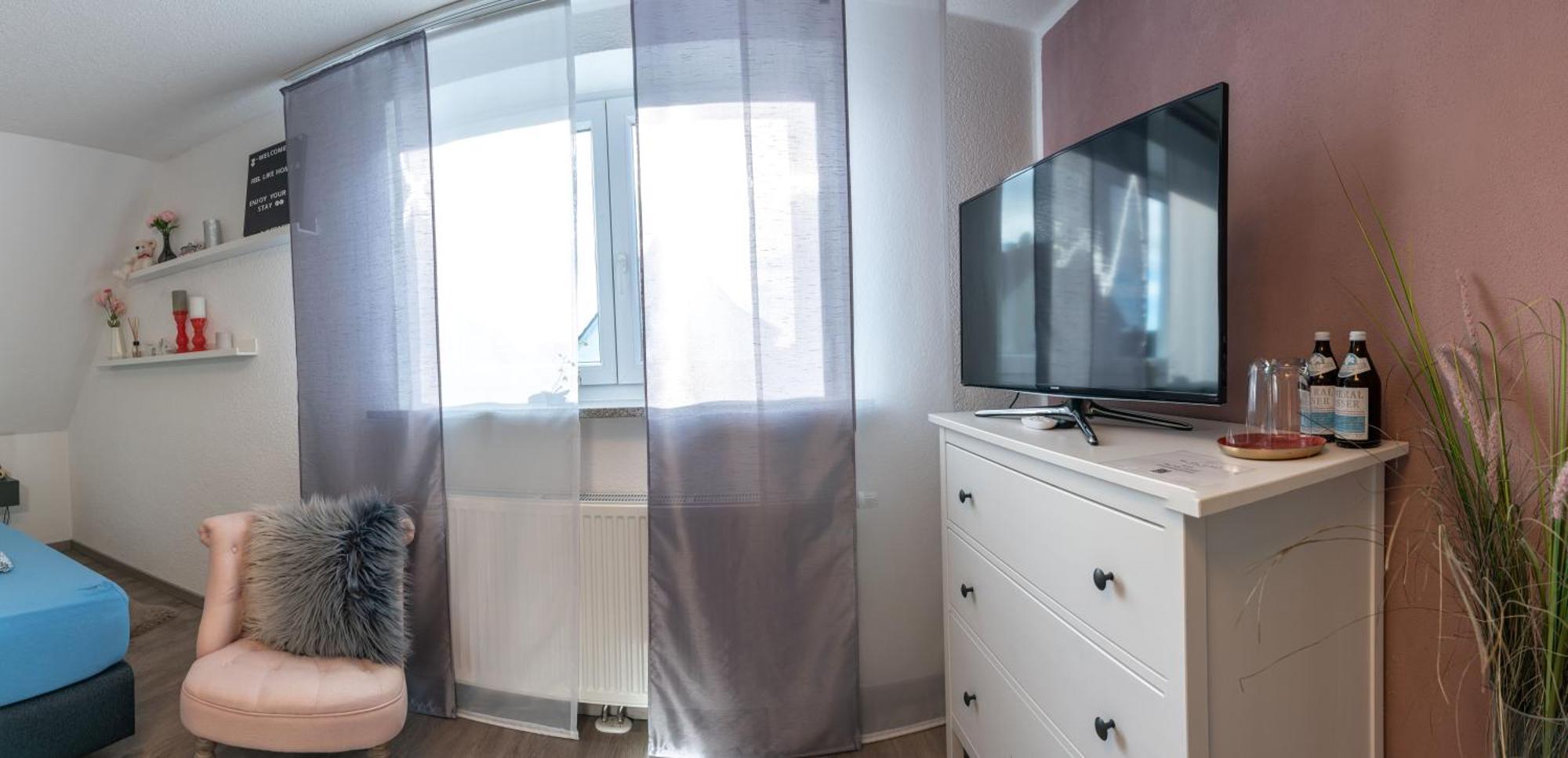 Modern House With Pool - 3 Bedrooms 2 Bathrooms Memmingen Kültér fotó
