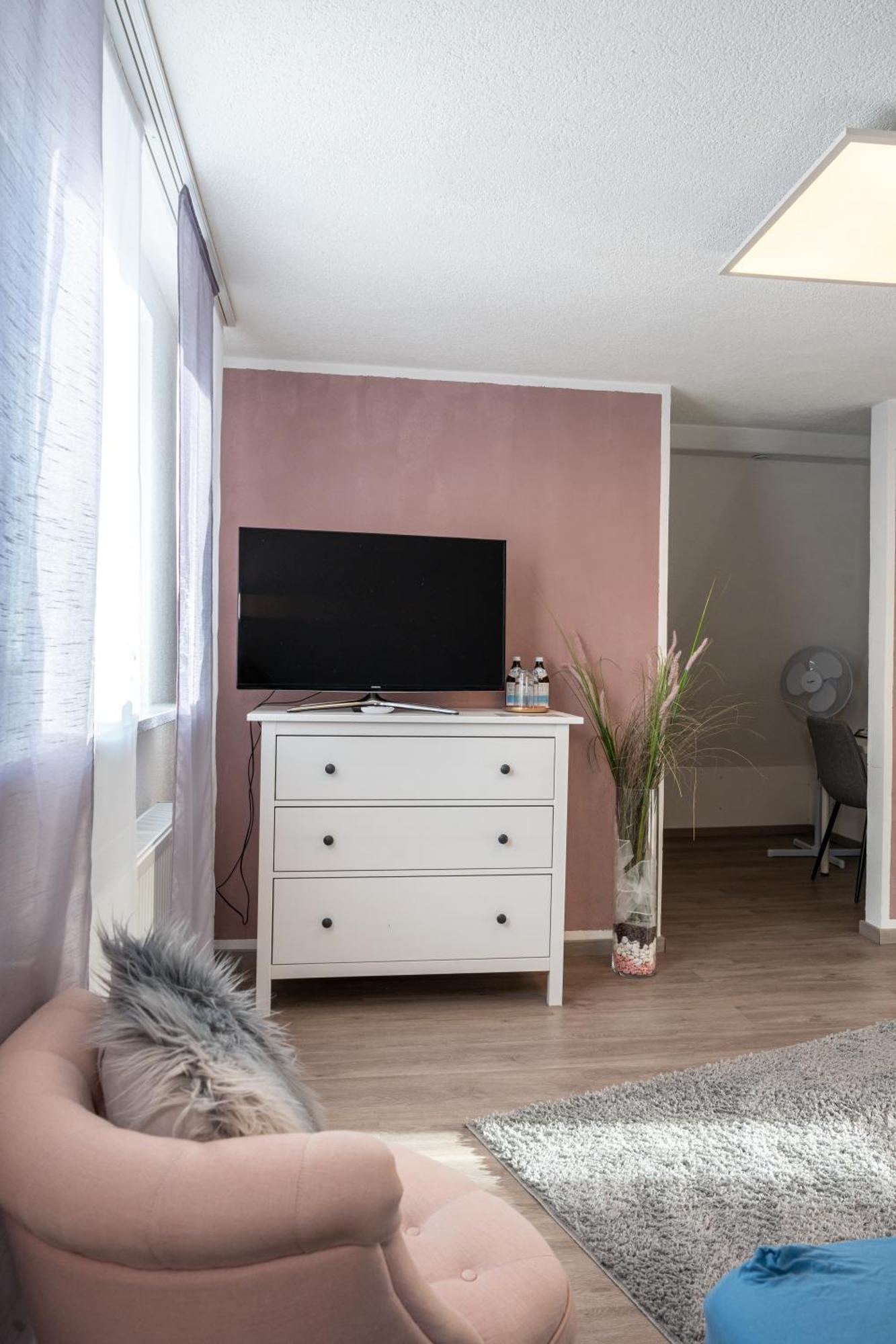 Modern House With Pool - 3 Bedrooms 2 Bathrooms Memmingen Kültér fotó